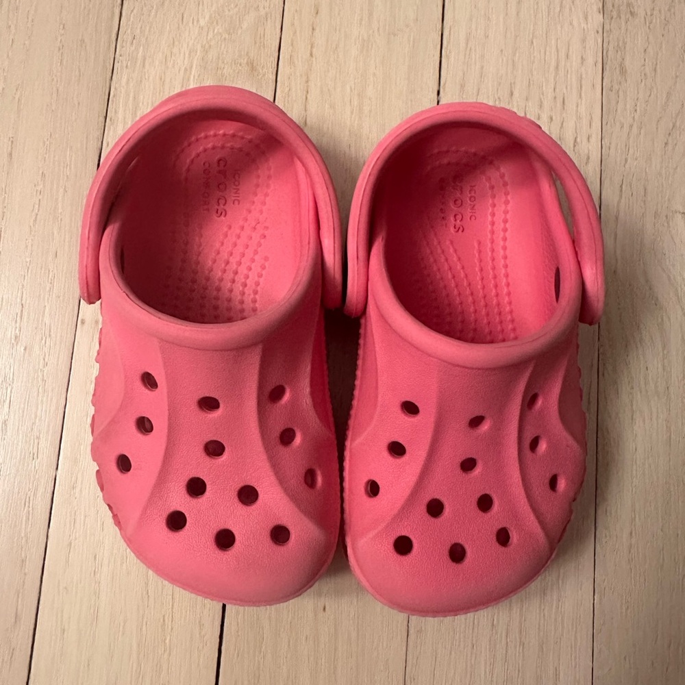 CROCS Pink Shoes